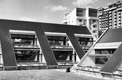 VRTEC CICIBAN / AJDA Ljubljana, 1974; Milan Štrukelj, Hugo Porenta, Alenka Velkavrh, Zala Dobnik; foto: Vladimir Furlan